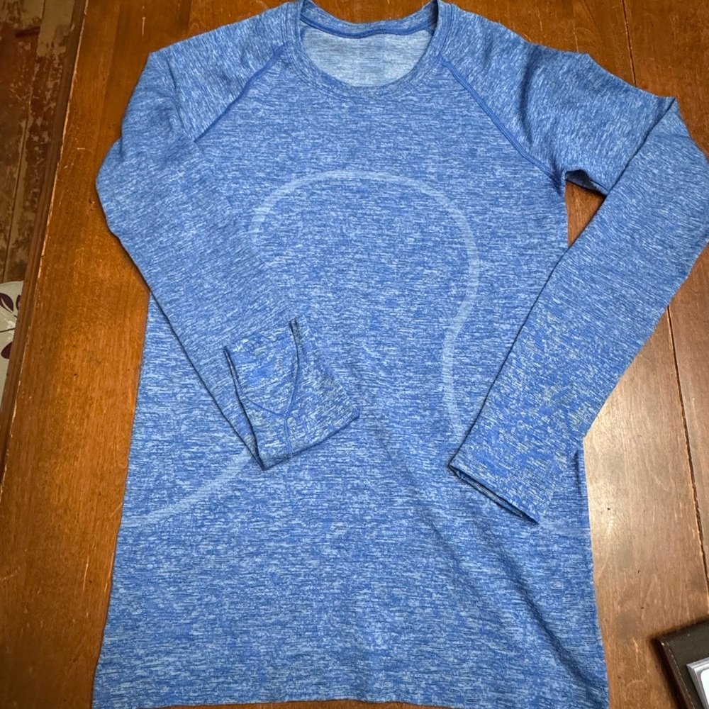 Lululemon Swiftly Tech long sleeve